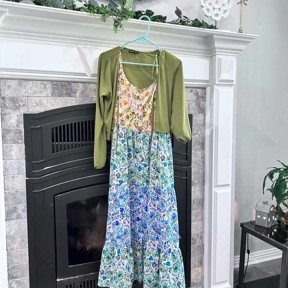 eesome Blue Green Floral Tie-Strap Maxi Dress with Olive Shrug